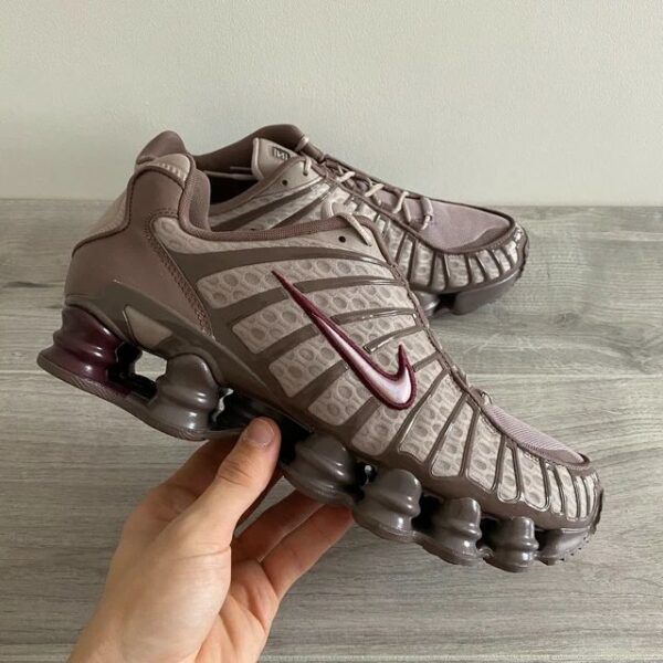 Nike Shox Pumice Night Maroon