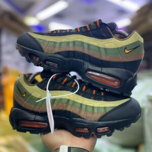 Nike Air Max 95 Dark Army Accra