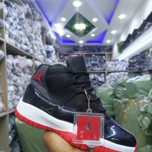 Nike Air Jordan 11 Retro "Bred"